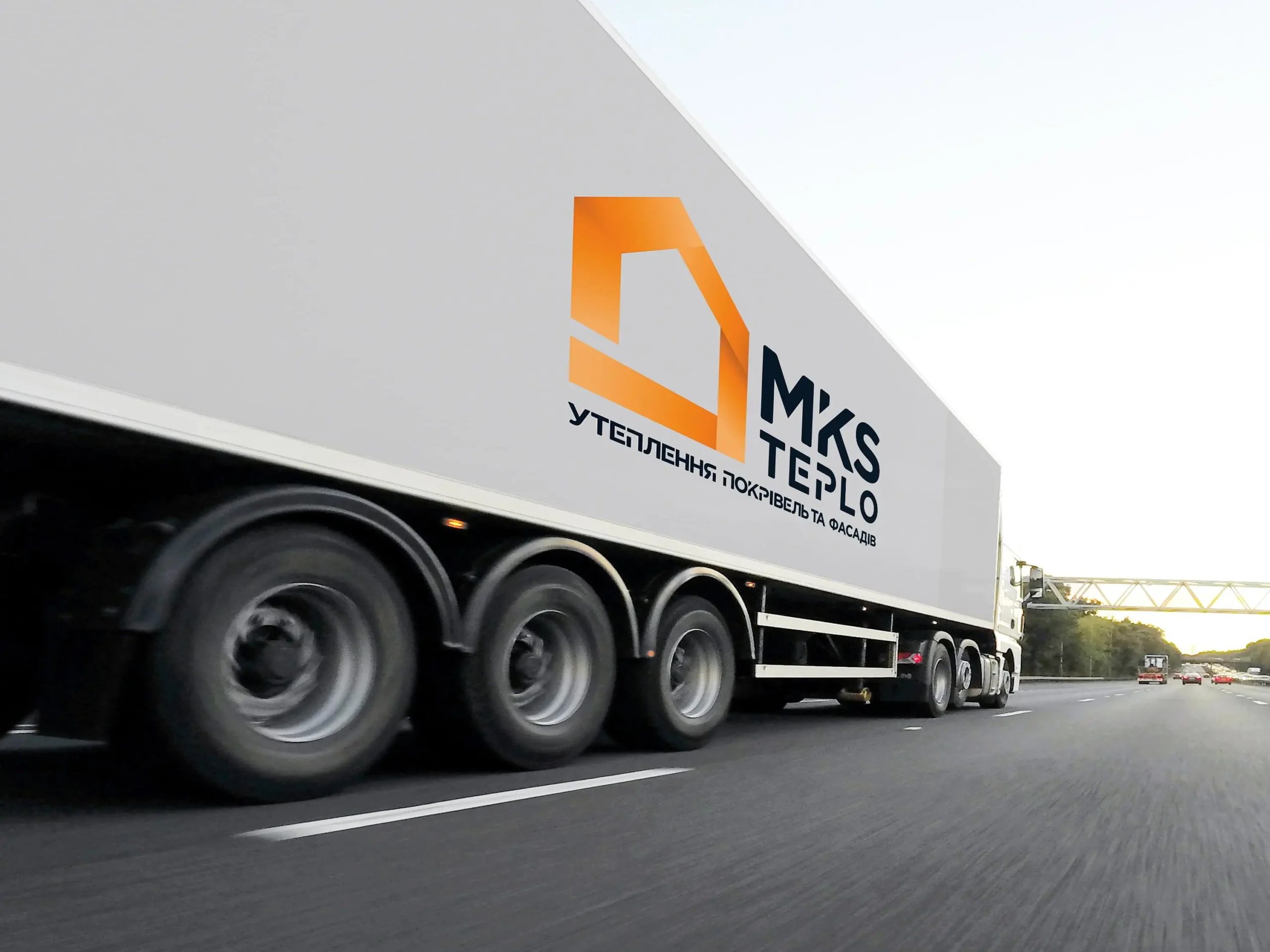 МКС <span class="frist-word">Тепло</span>  - виробник та постачальник утеплення